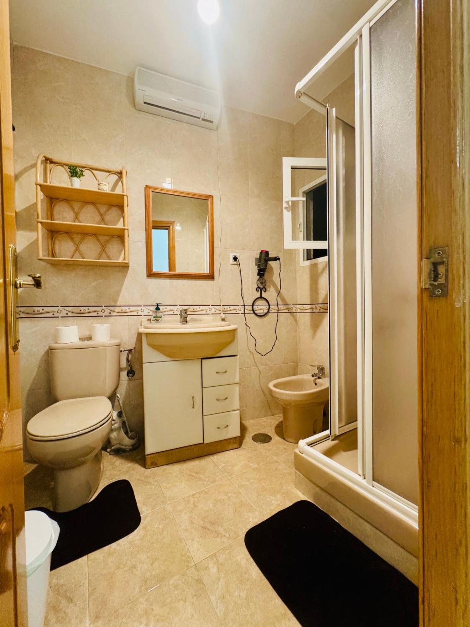 Pisos Baraja Gl Madri Exterior foto